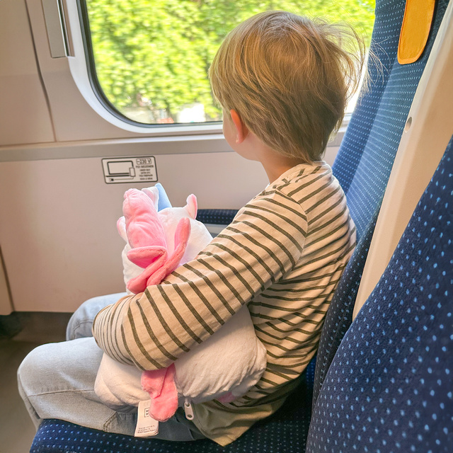 MOMO WAY jednorožec multifunkční cestovní polštář | croissant | měkký polštář na krk