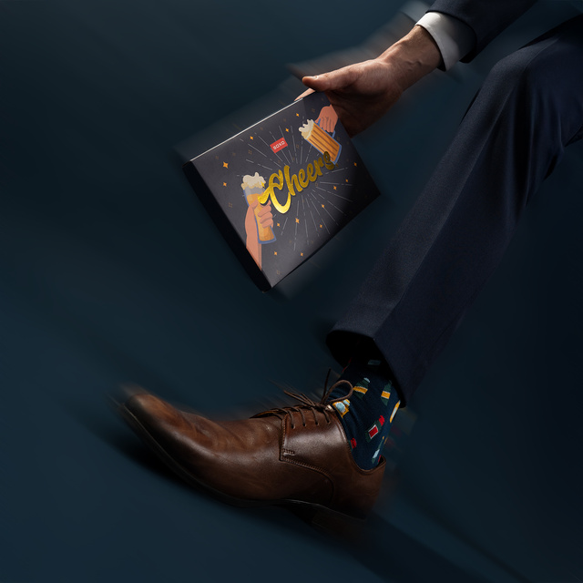 Sada pánských ponožek SOXO Cheers – 2 páry a otvírák