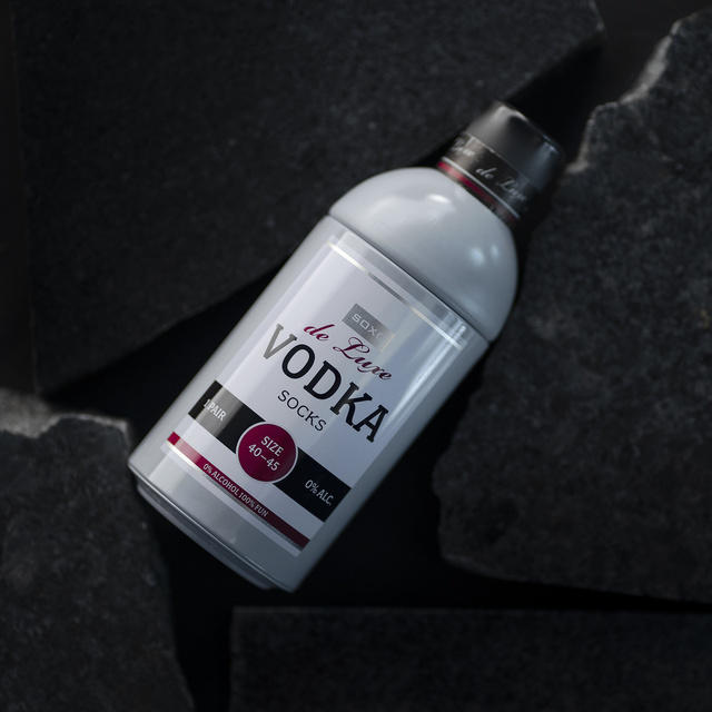 Barevné pánské ponožky SOXO GOOD STUFF Vodka v lahvičce vtipné bavlněné ponožky