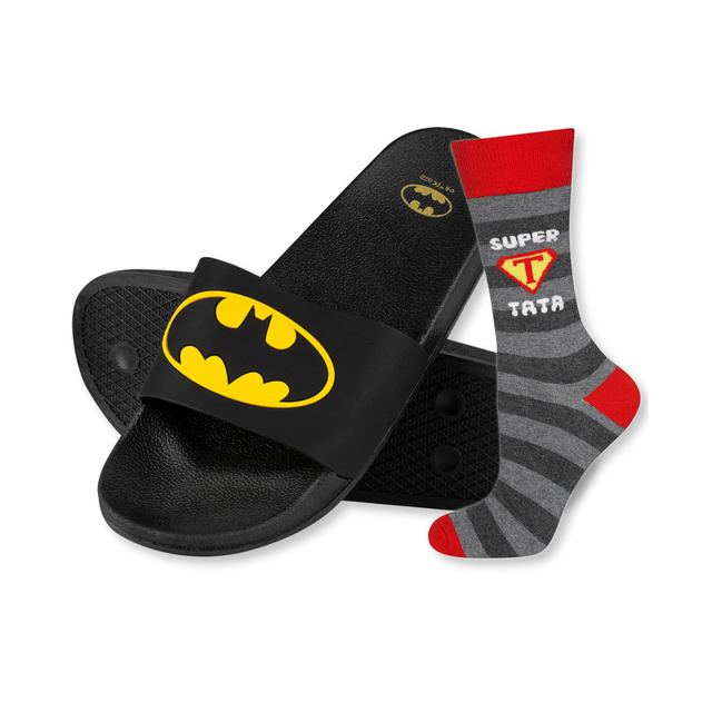 Dárek pro tátu: 1x Barevné pánské ponožky SOXO s nápisem "Super táta" a 1x pánské žabky Batman | Dárek ke dni otců