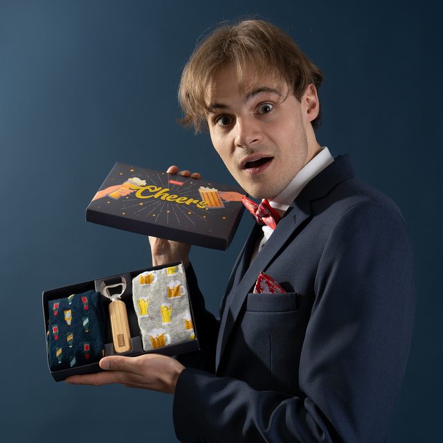 Sada pánských ponožek SOXO Cheers – 2 páry a otvírák