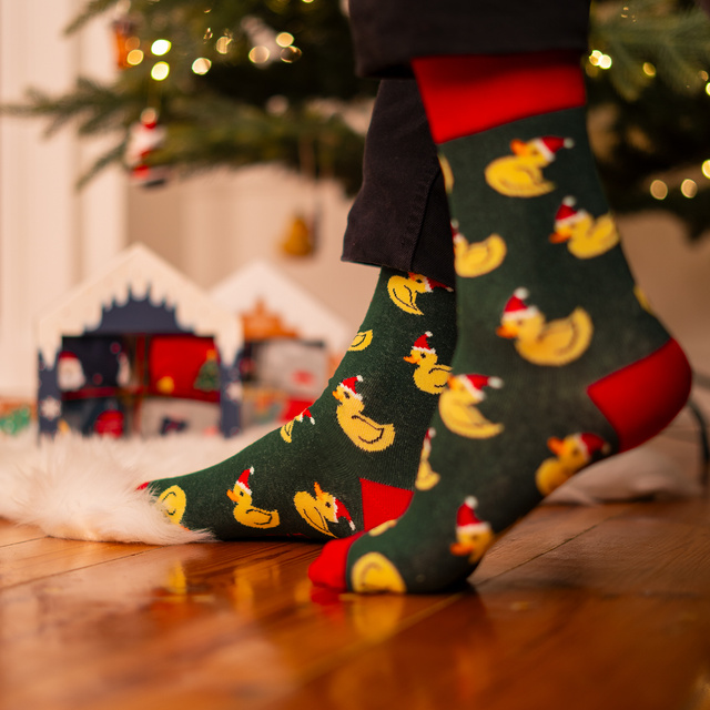 Sada 4x Barevné pánské ponožky SOXO GOOD STUFF Veselé Vánoce Vánoční dárek pro něj