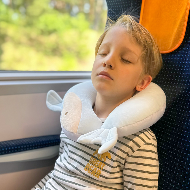 MOMO WAY delfín multifunkční cestovní polštář | pohodlné | měkký polštář na krk