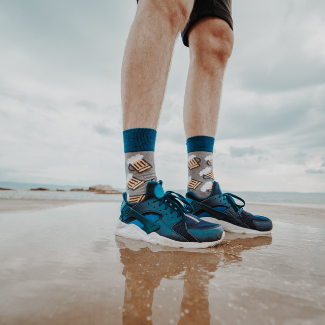 Sada 4x Barevné pánské ponožky SOXO GOOD STUFF v krabičce pizza | stylové ponožky pro každou příležitost