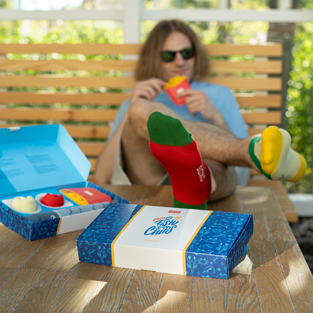 SOXO fish and chips pánské a dámské ponožky