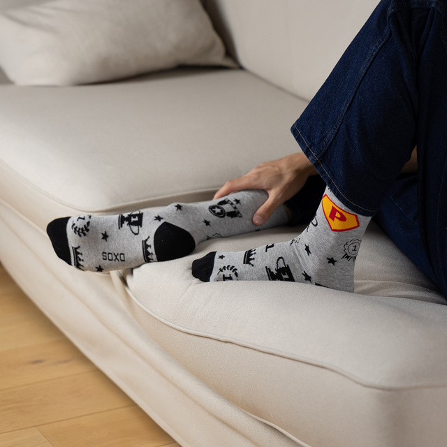 Barevné pánské ponožky SOXO s nápisem "SuperPapa" | Dárek ke dni otců