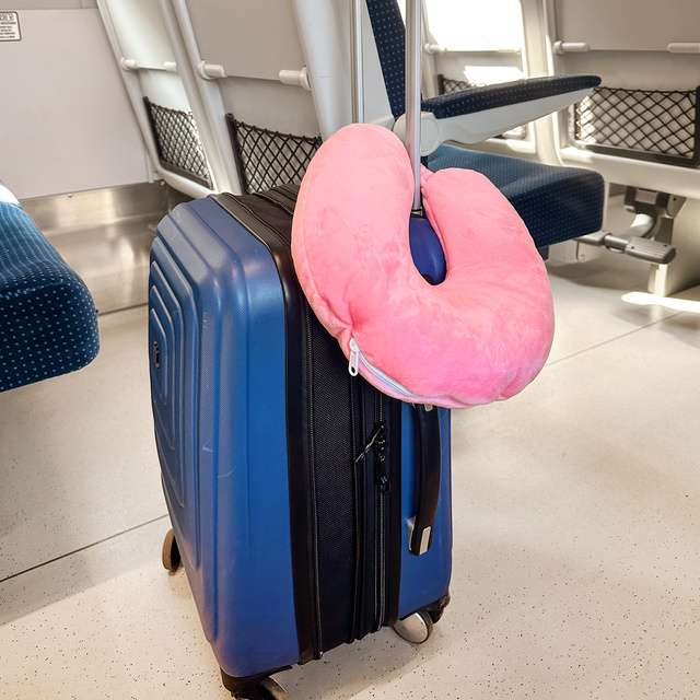 MOMO WAY jednorožec multifunkční cestovní polštář | croissant | měkký polštář na krk