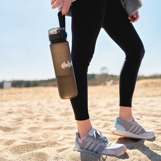 Láhev na vodu 1L černá | odolná a praktická | Bat-man