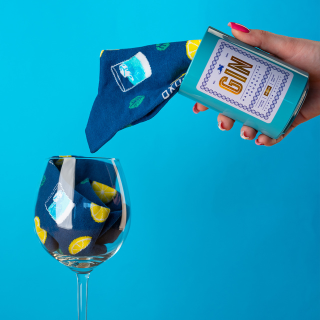 Barevné pánské ponožky SOXO Gin v láhvi