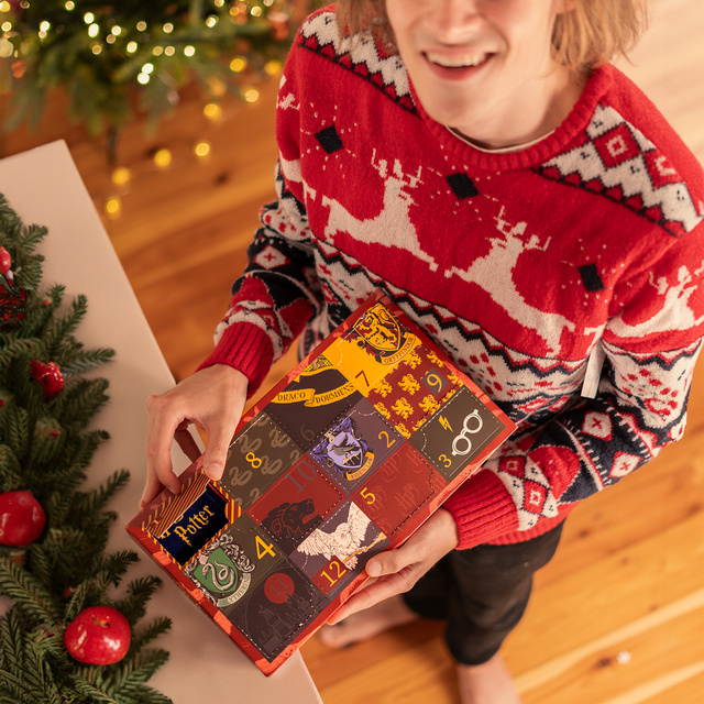 Adventní kalendář s Ponožkami Harry Potter 6-pack