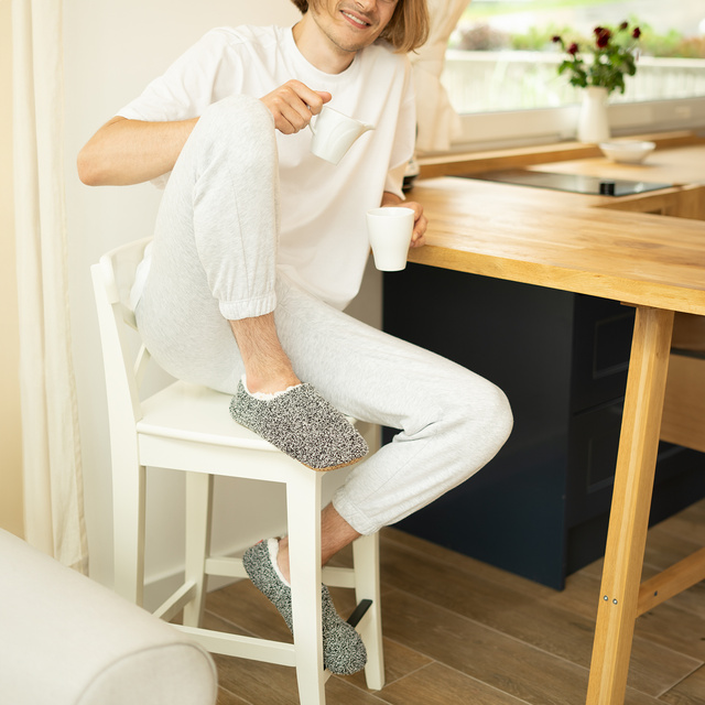 Pantofle SOXO SUPER SOFT s protiskluzovou podrážkou a výstupky z PVC