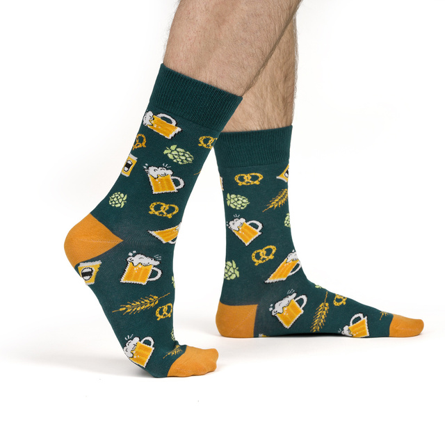 Barevné pánské ponožky SOXO klasické pšeničné pivo v plechovce