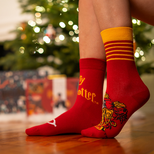 Adventní kalendář s Ponožkami Harry Potter 6-pack