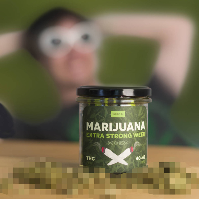 Veselé zelené pánské ponožky SOXO ve sklenici směšné bavlněné