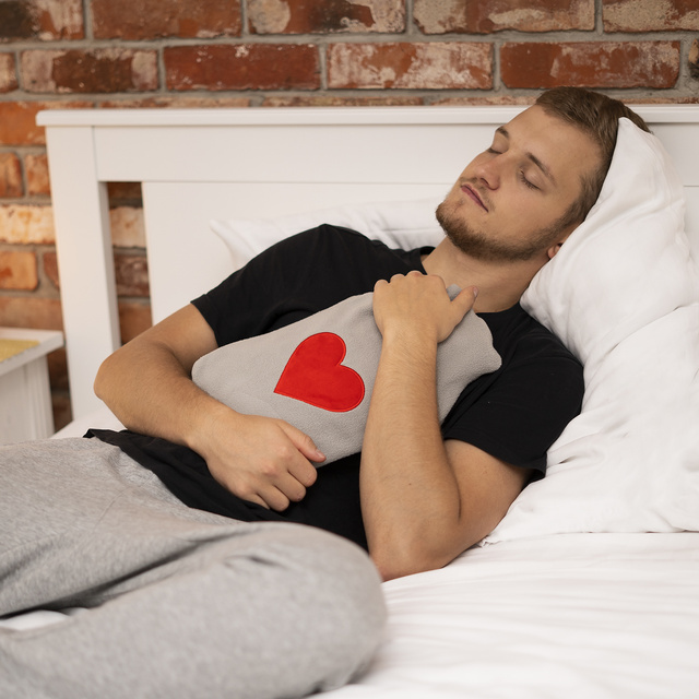 Termofor šedý SOXO ohřívač dárek se srdcem na VALENTÝNA velký 1,8L