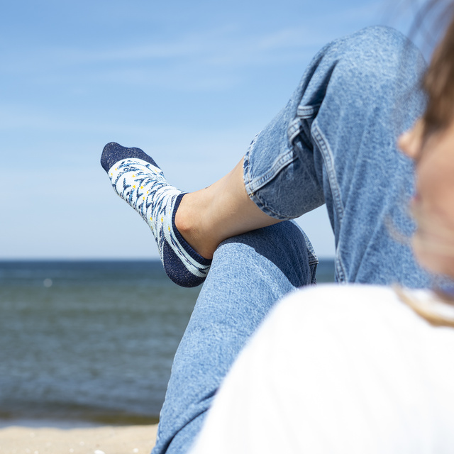 Barevné dámské kotníčkové ponožky SOXO GOOD STUFF vtipné sardinky v plechovce jako dárek