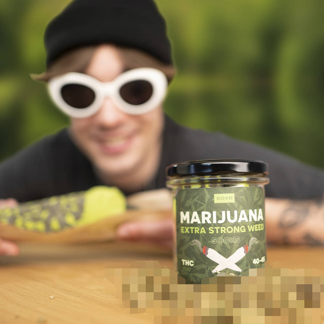 Veselé zelené pánské ponožky SOXO ve sklenici směšné bavlněné