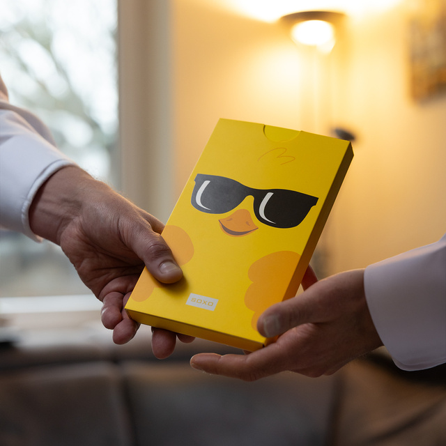 Ponožky s motivem kuřete ve stylu přání