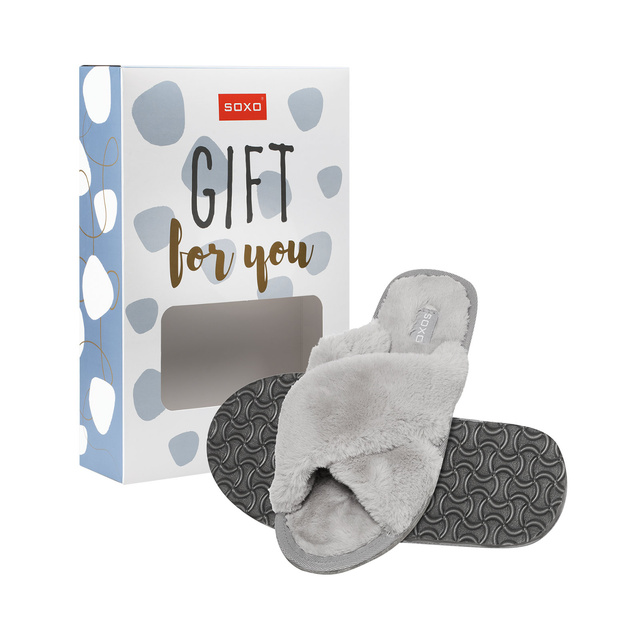 Dámské kožešinové pantofle SOXO šedé barvy s tvrdou TPR podrážkou, balené v dárkové krabičce